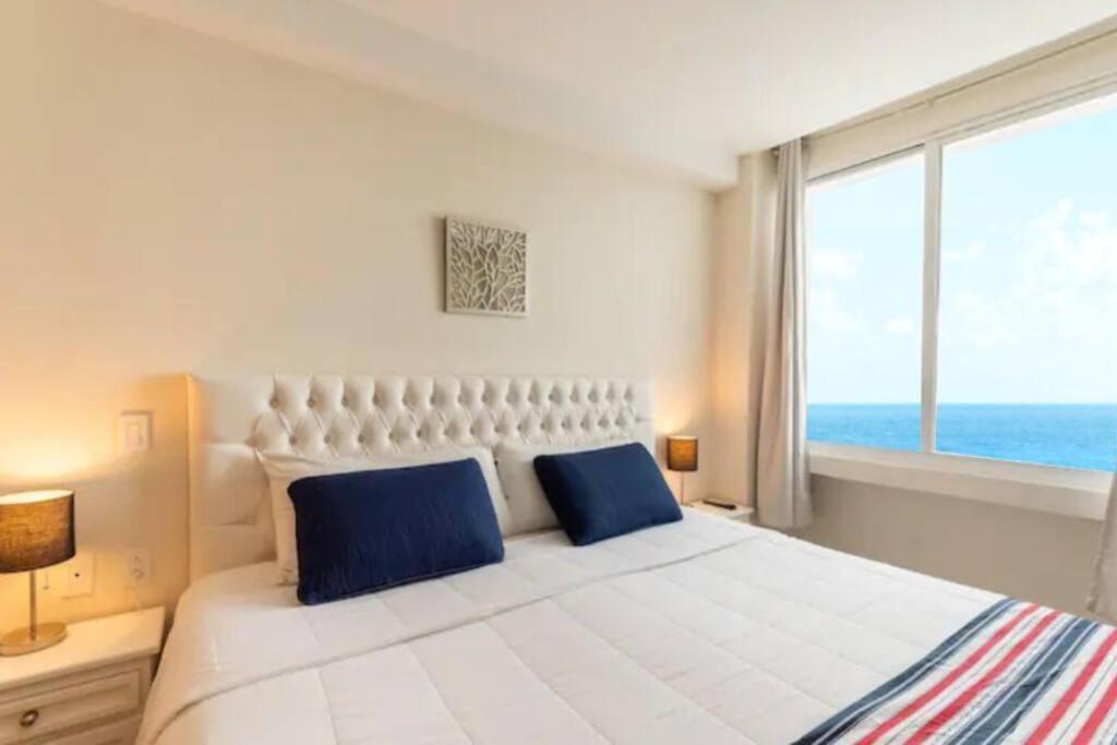 Apartment Ocean Front 2c, New Listing Cancún