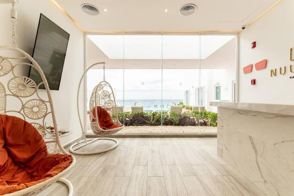 Ocean Front 2c, New Listing Apartment Cancún